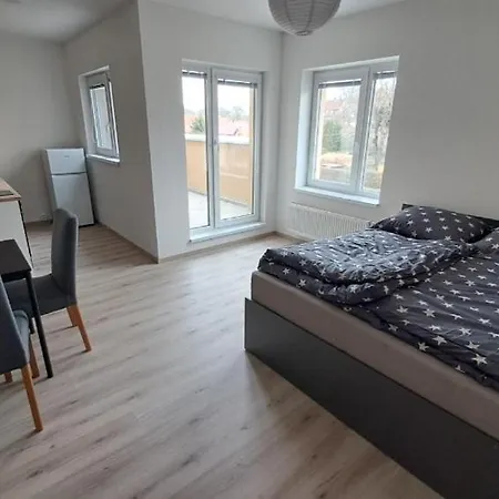 Apartamento U Letiště Tuchomerice